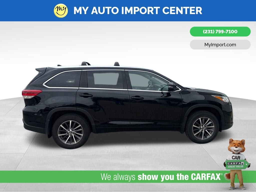 Used 2018 Toyota Highlander XLE AWD/4WD image 8