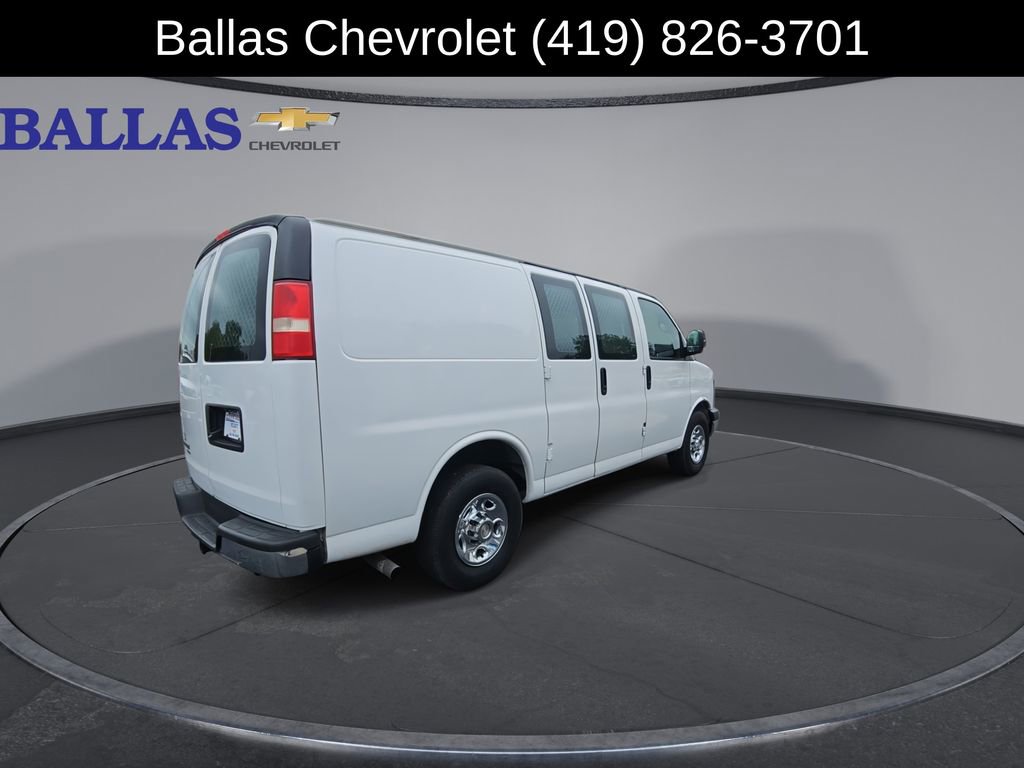 Used 2014 Chevrolet Express 2500 RWD image 9