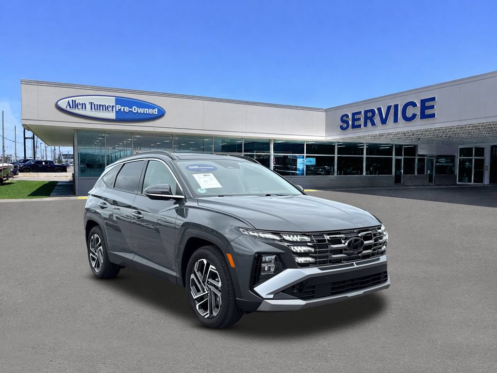 Used 2025 Hyundai Tucson Limited FWD image 2
