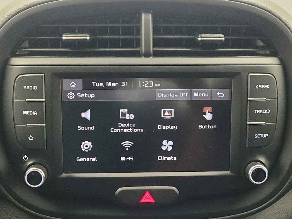 Used 2025 Kia Soul LX w/ LX Technology Package image 25