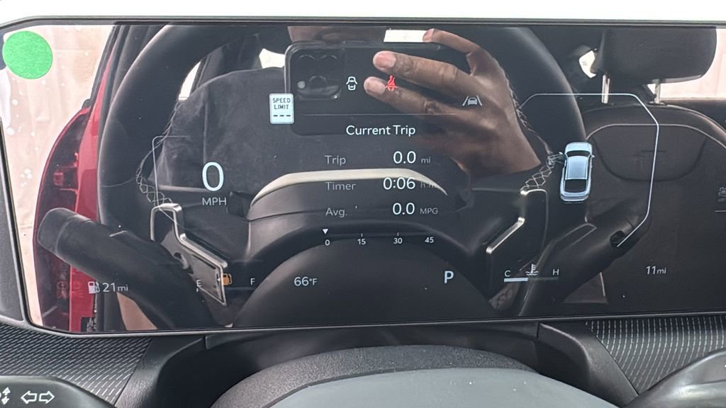 New 2025 Kia K4 GT-Line image 18