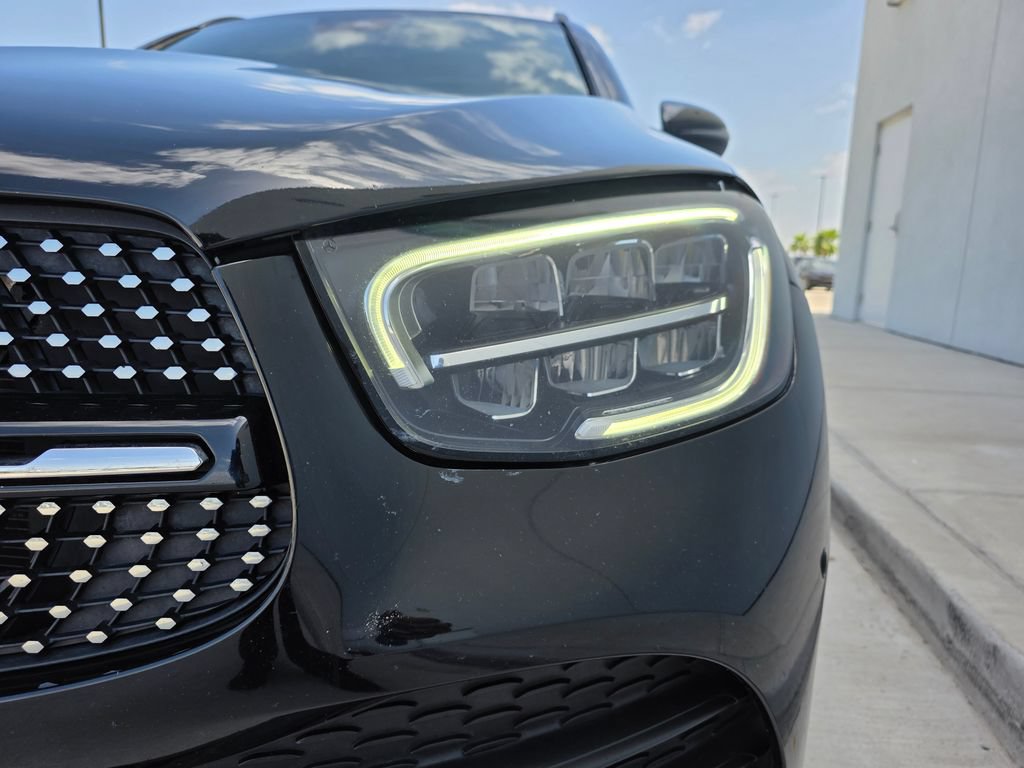 Certified 2022 Mercedes-Benz GLC 300 image 21