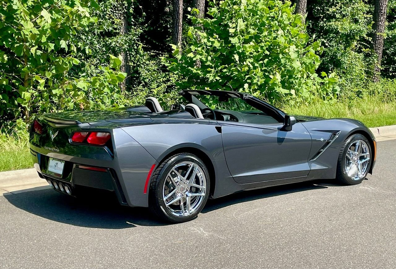 Used 2014 Chevrolet Corvette Stingray Convertible w/ 2LT Preferred Equipment Group image 2