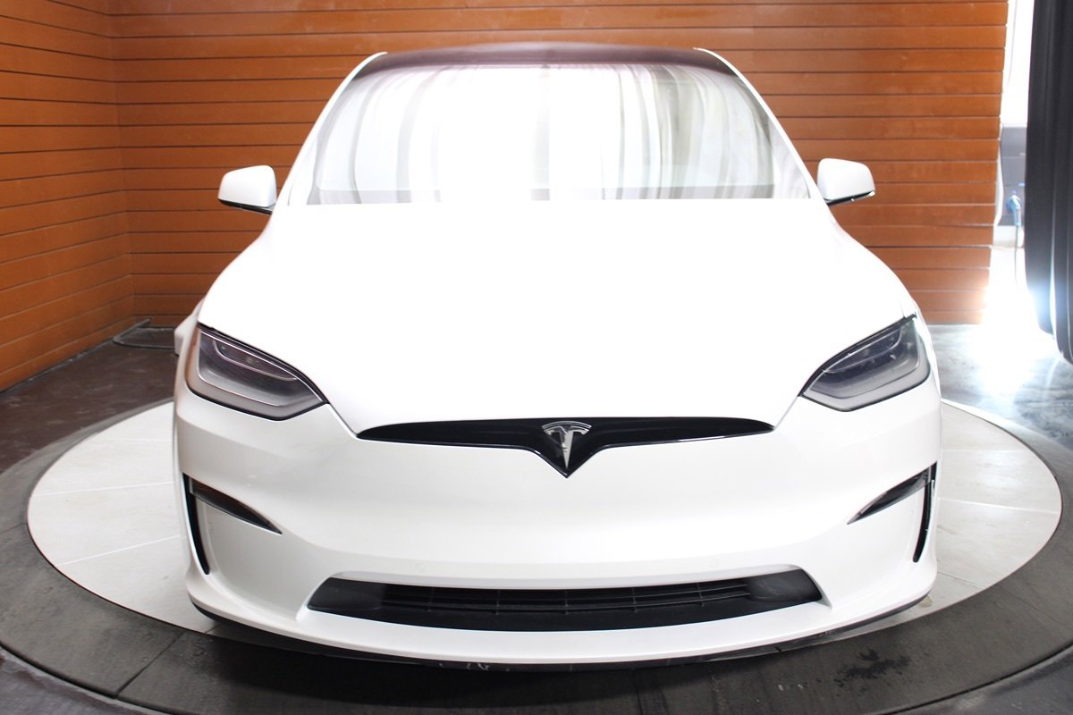 Used 2023 Tesla Model X AWD/4WD image 2