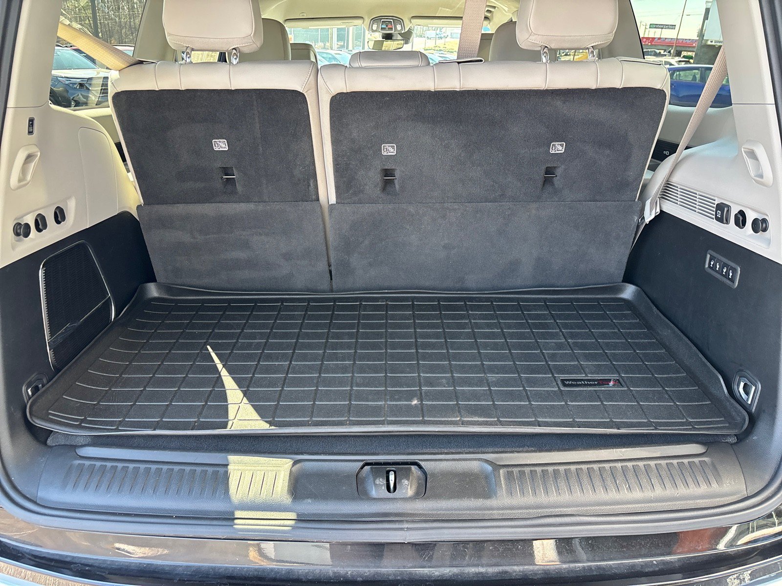 Used 2022 Jeep Wagoneer Series III w/ Flexible Seating Group image 62