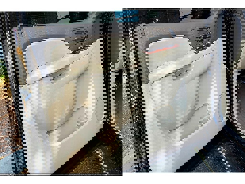 Used 2013 GMC Sierra 3500 SLT image 24