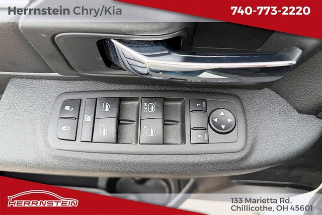 Used 2024 RAM 1500 Classic Warlock image 7