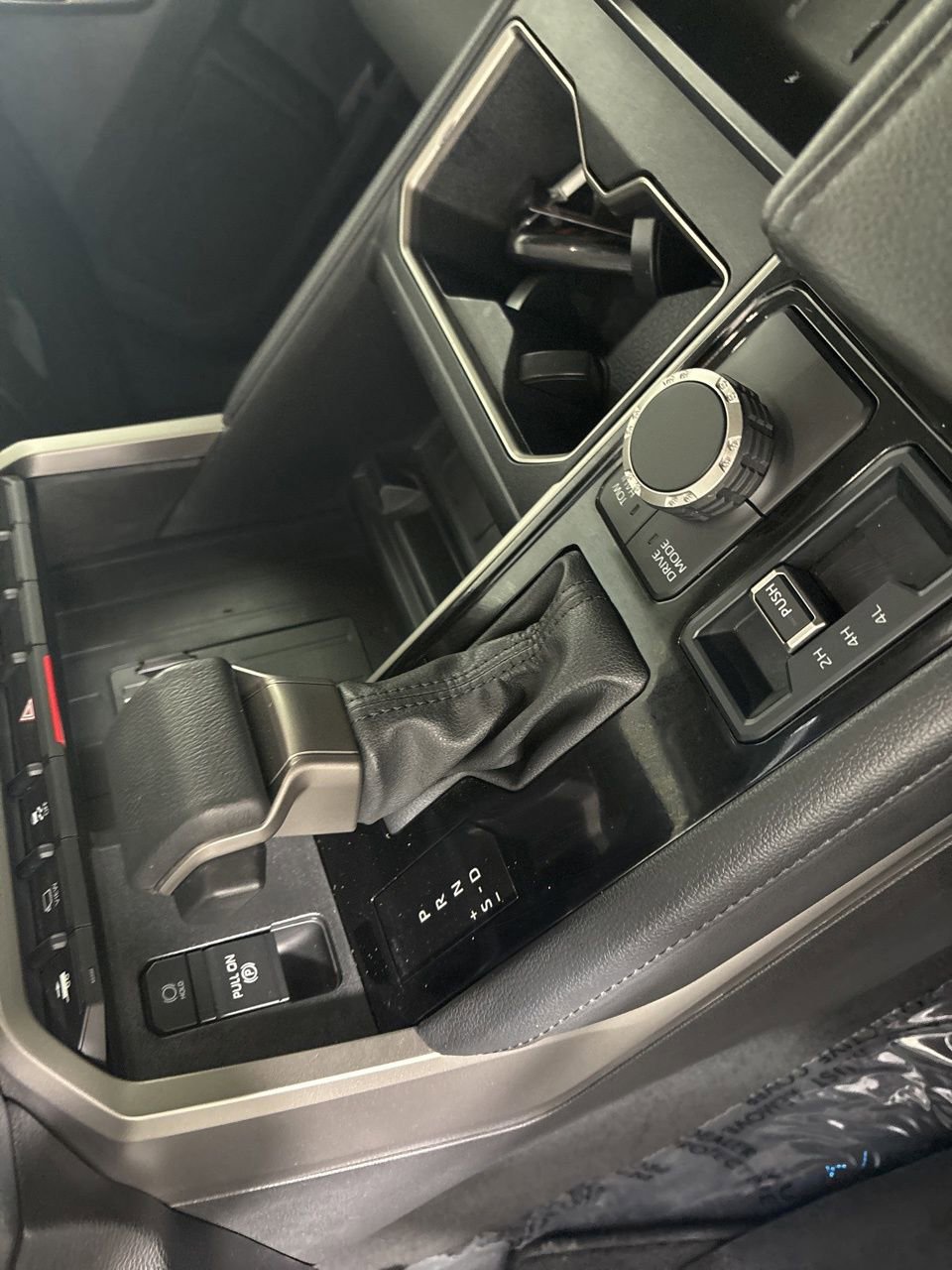 Used 2024 Toyota Tundra Limited image 23