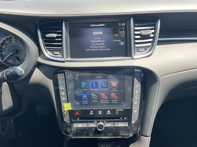 New 2025 INFINITI QX50 Luxe image 11