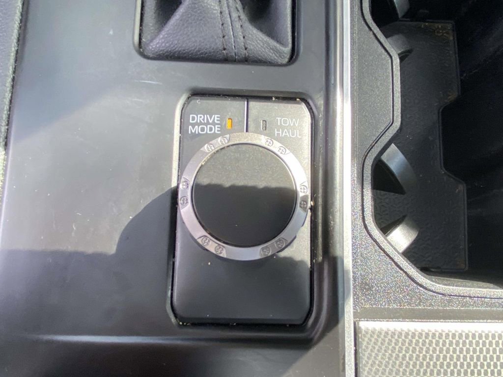 Used 2024 Toyota Sequoia Limited image 23