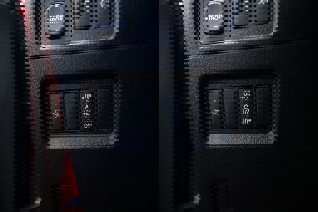 Used 2016 Toyota 4Runner Limited image 25