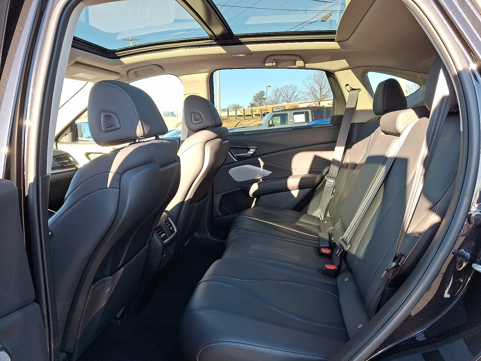 Certified 2023 Acura RDX w/ Technology Package image 10