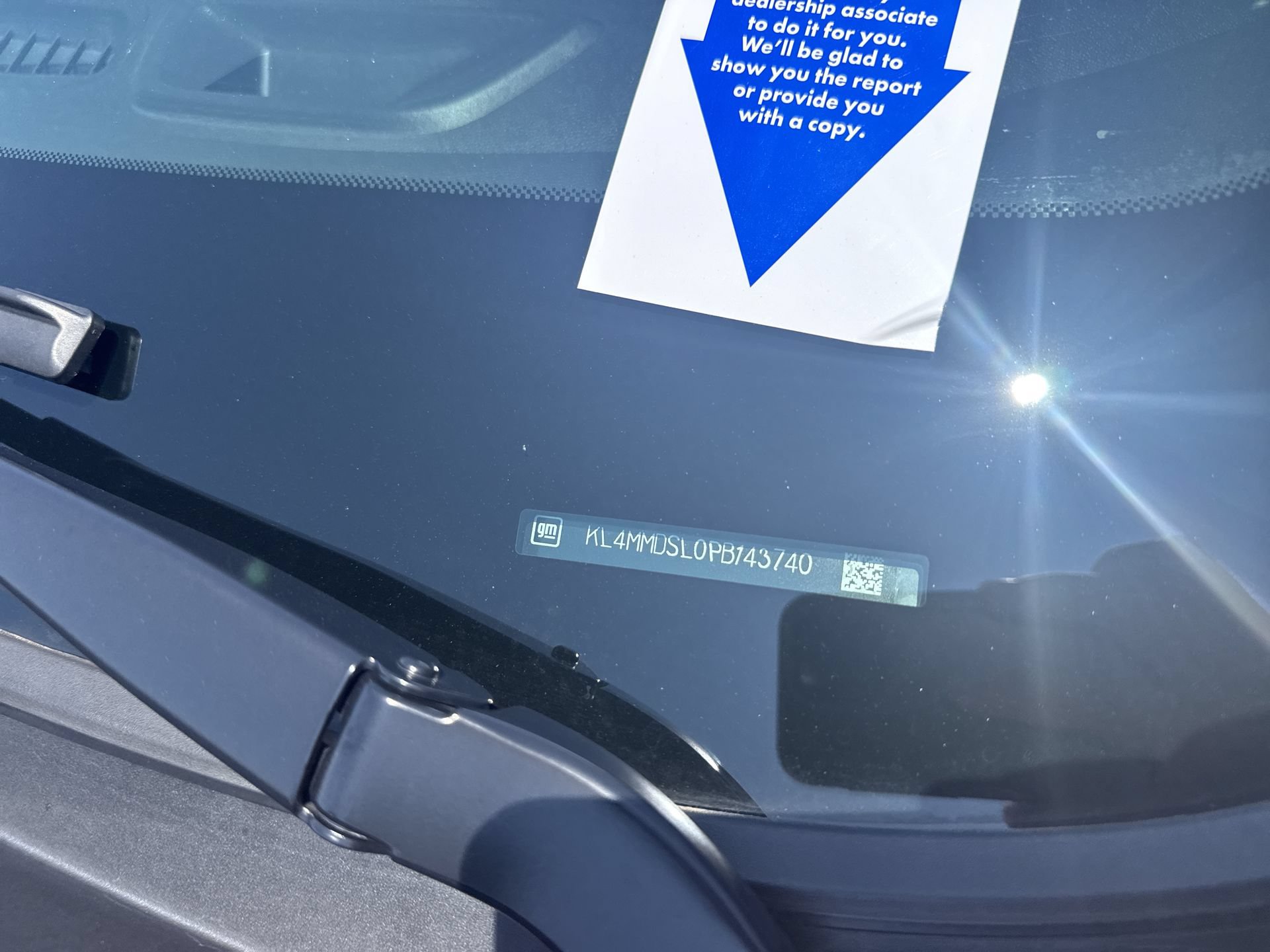 Certified 2023 Buick Encore GX Select w/ Sport Touring Package FWD image 33