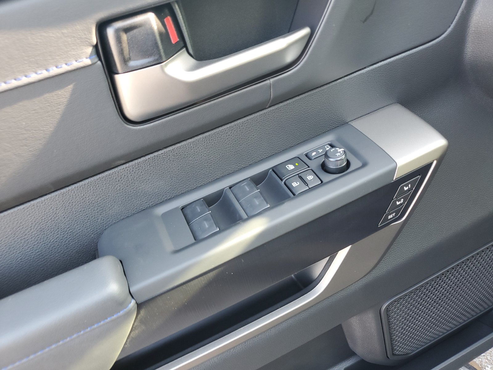 New 2026 Toyota Tundra Platinum AWD/4WD image 21
