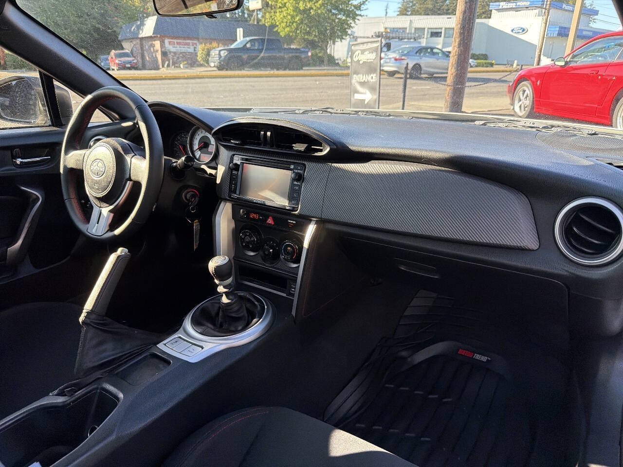 Used 2015 Scion FR-S RWD image 18