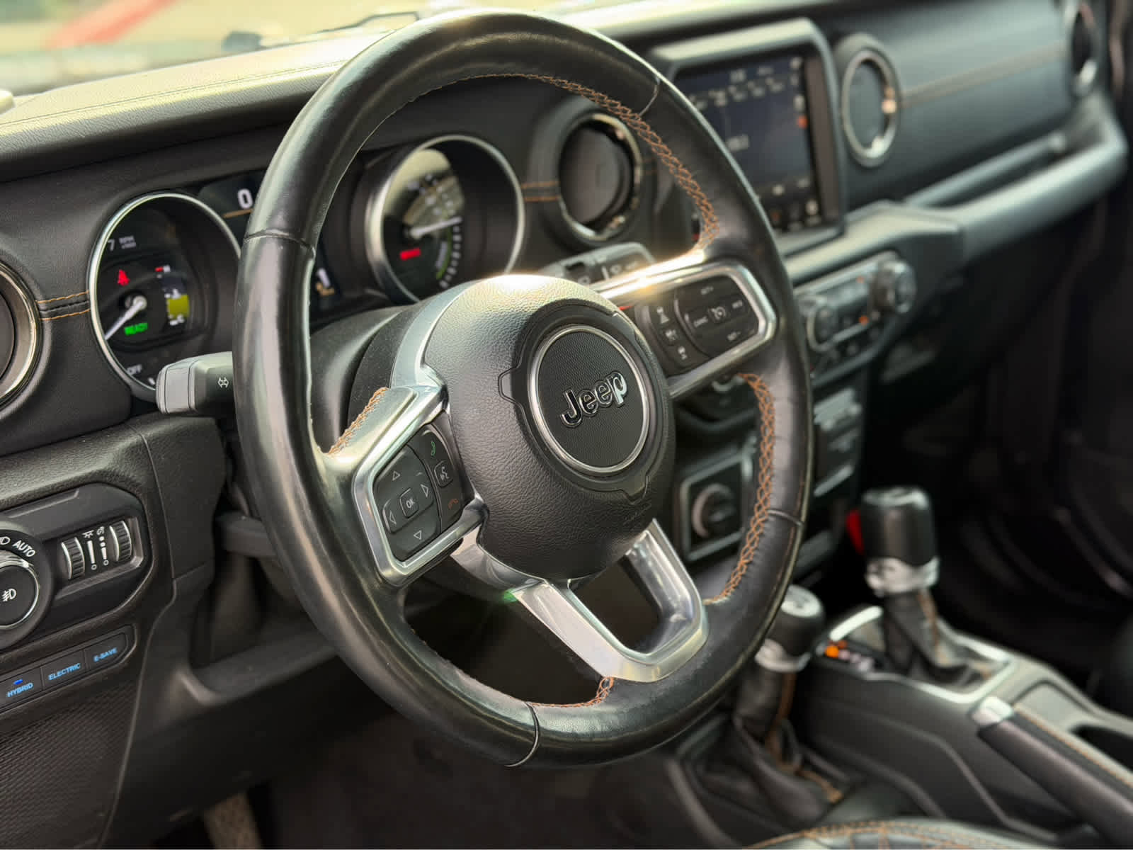 Used 2021 Jeep Wrangler Unlimited Sahara image 6