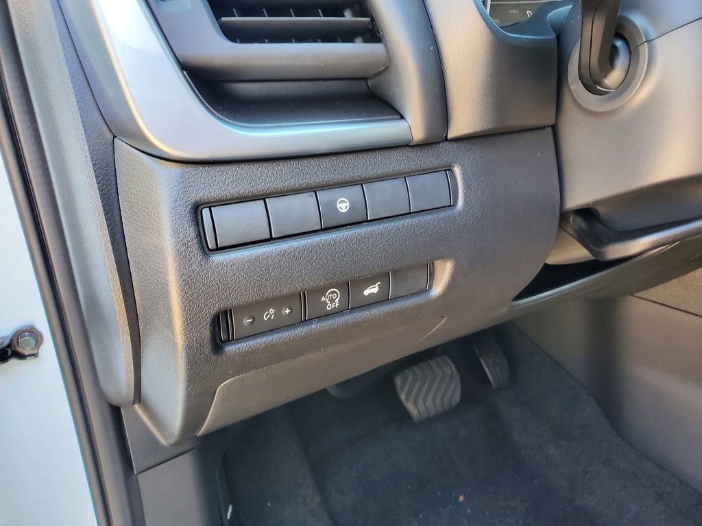 New 2026 Nissan Rogue SV image 21