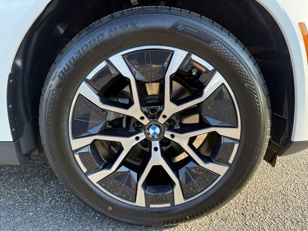 Certified 2025 BMW X3 xDrive30i w/ Premium Package image 18