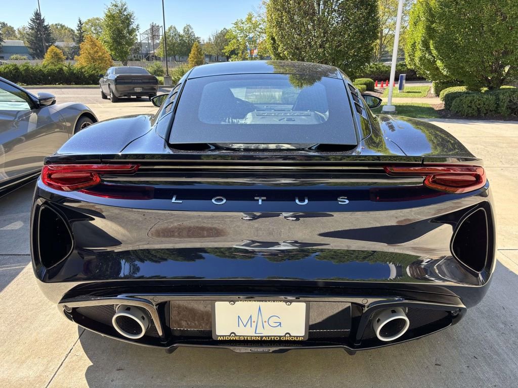 New 2025 Lotus Emira image 5