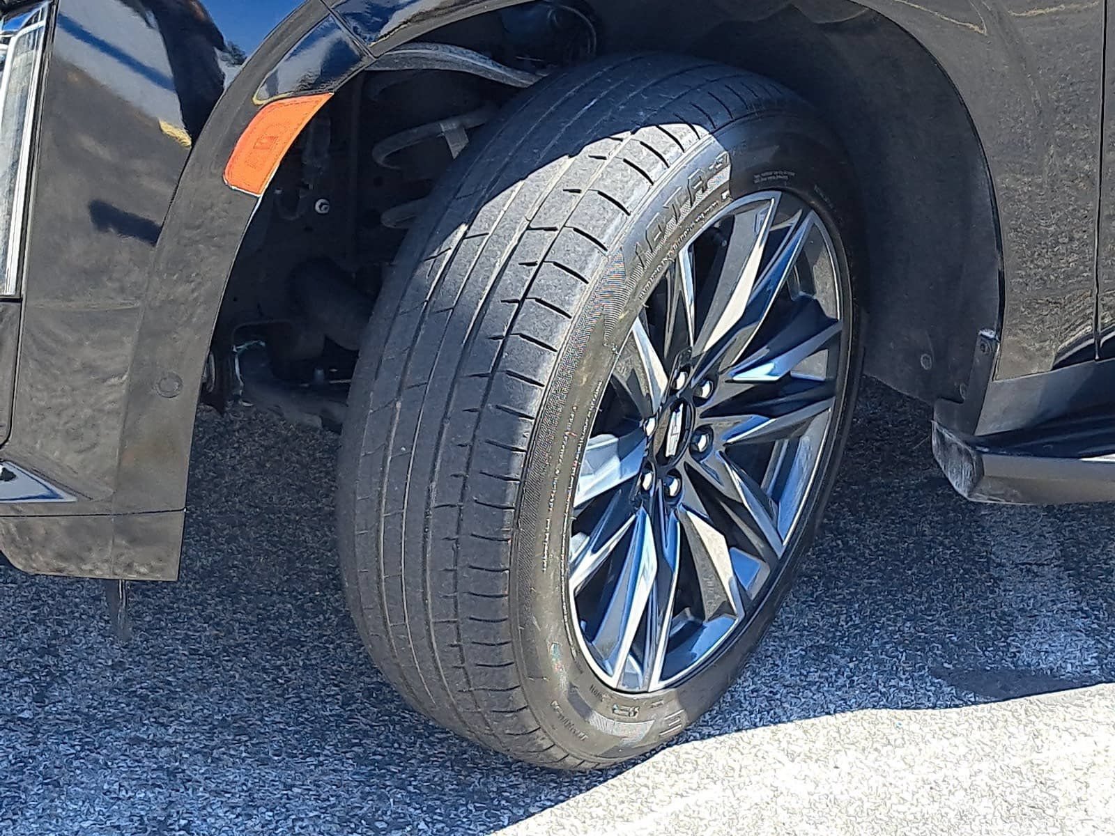 Used 2023 Cadillac Escalade ESV Sport AWD/4WD image 36