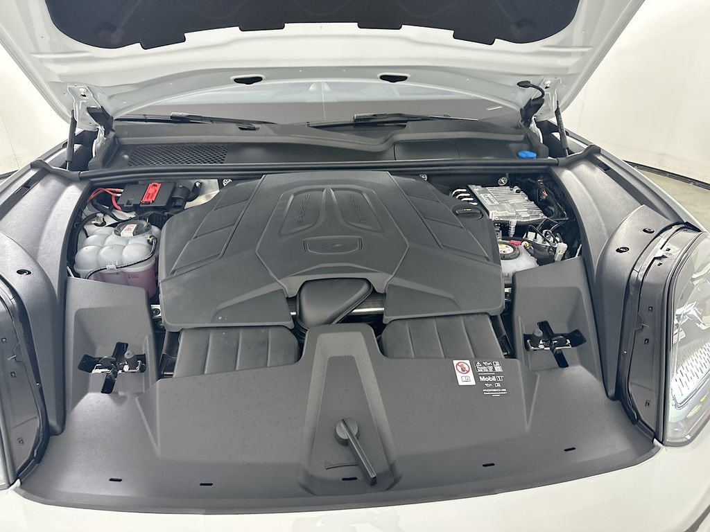 New 2026 Porsche Cayenne E-Hybrid AWD/4WD image 32