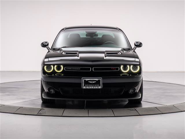 Used 2016 Dodge Challenger R/T Scat Pack RWD image 8