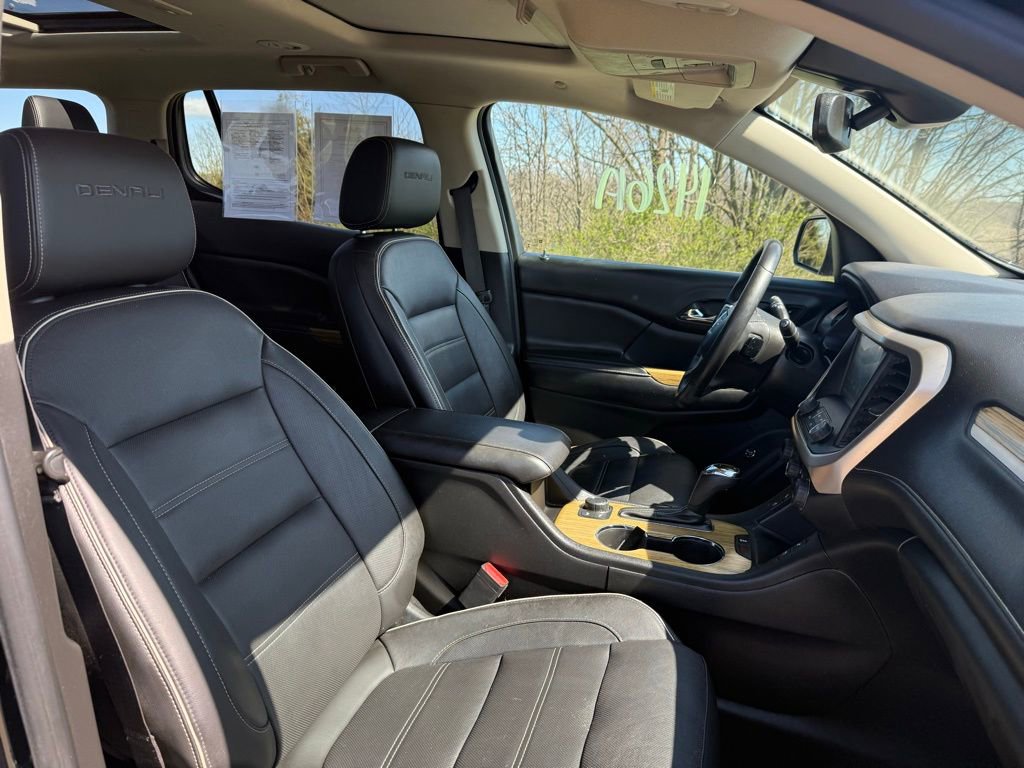 Used 2017 GMC Acadia Denali image 24