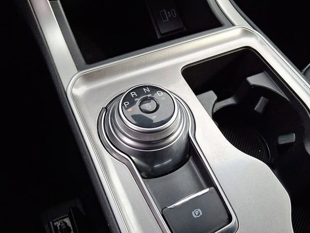 Used 2024 Ford Edge SEL image 16