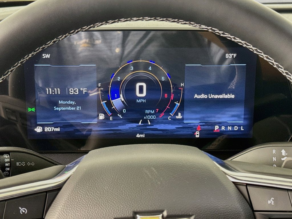 New 2027 Chevrolet Traverse LT w/ Sun and Wheel Package FWD image 14