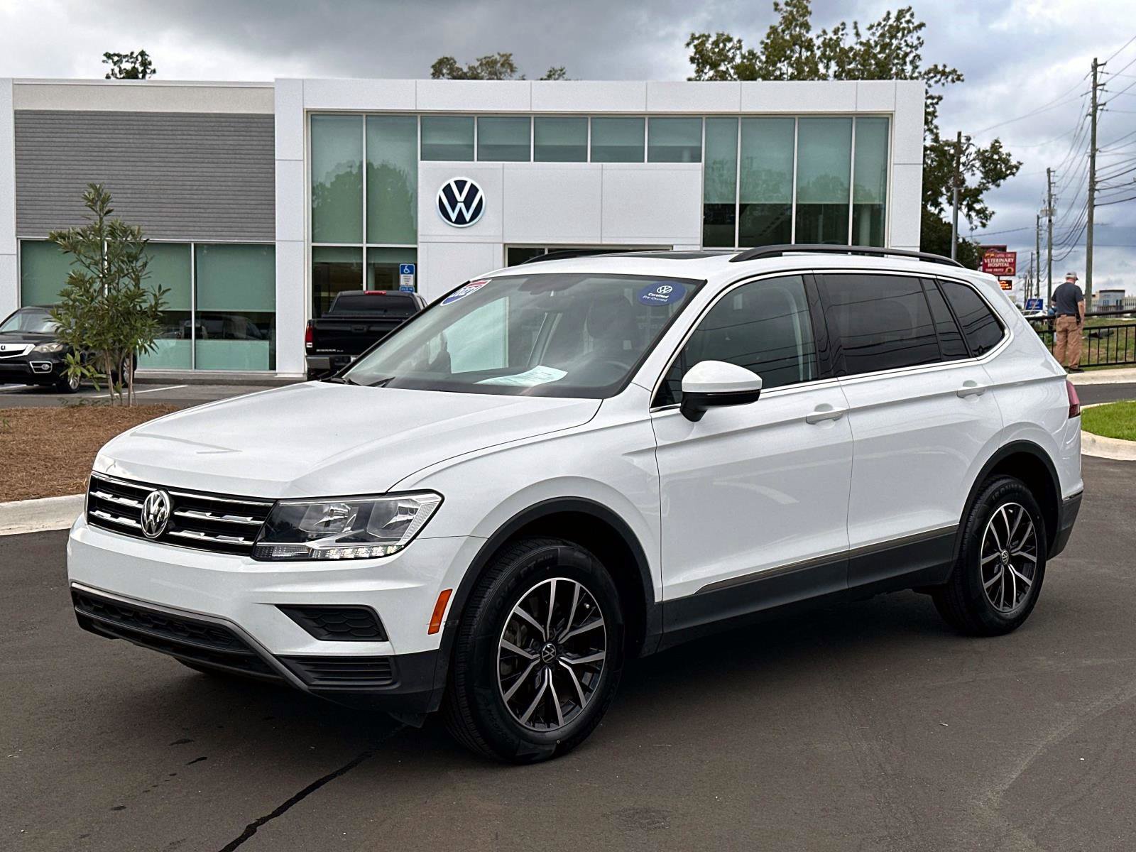 Certified 2021 Volkswagen Tiguan SE w/ Panoramic Sunroof Package