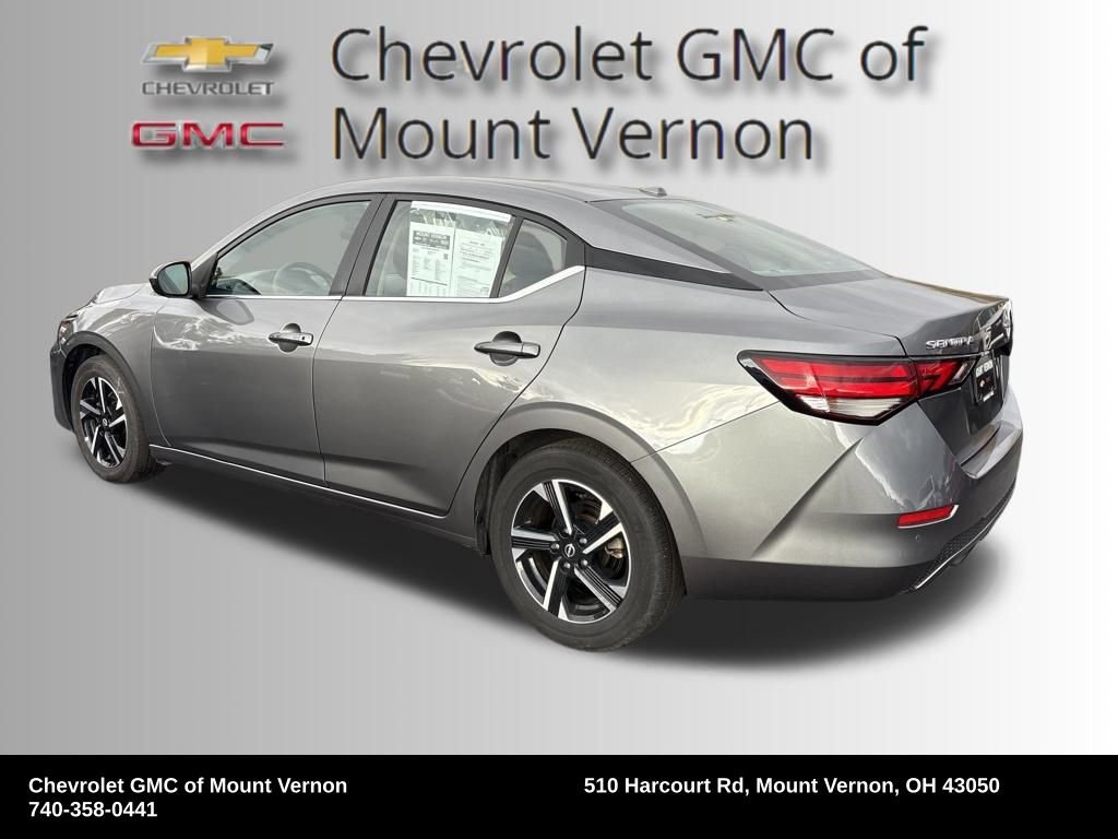 Used 2024 Nissan Sentra SV image 3