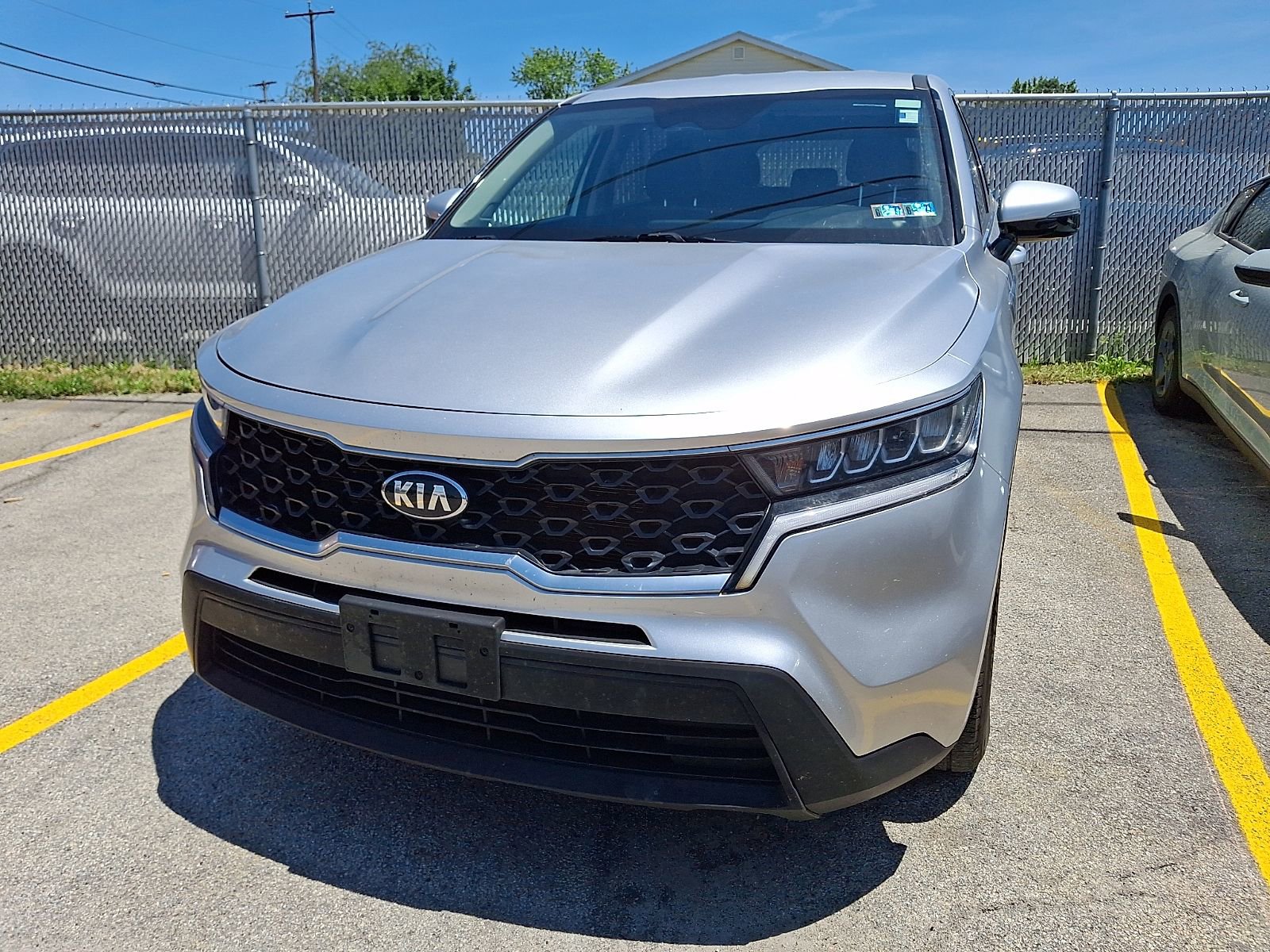 Used 2021 Kia Sorento LX AWD/4WD image 4