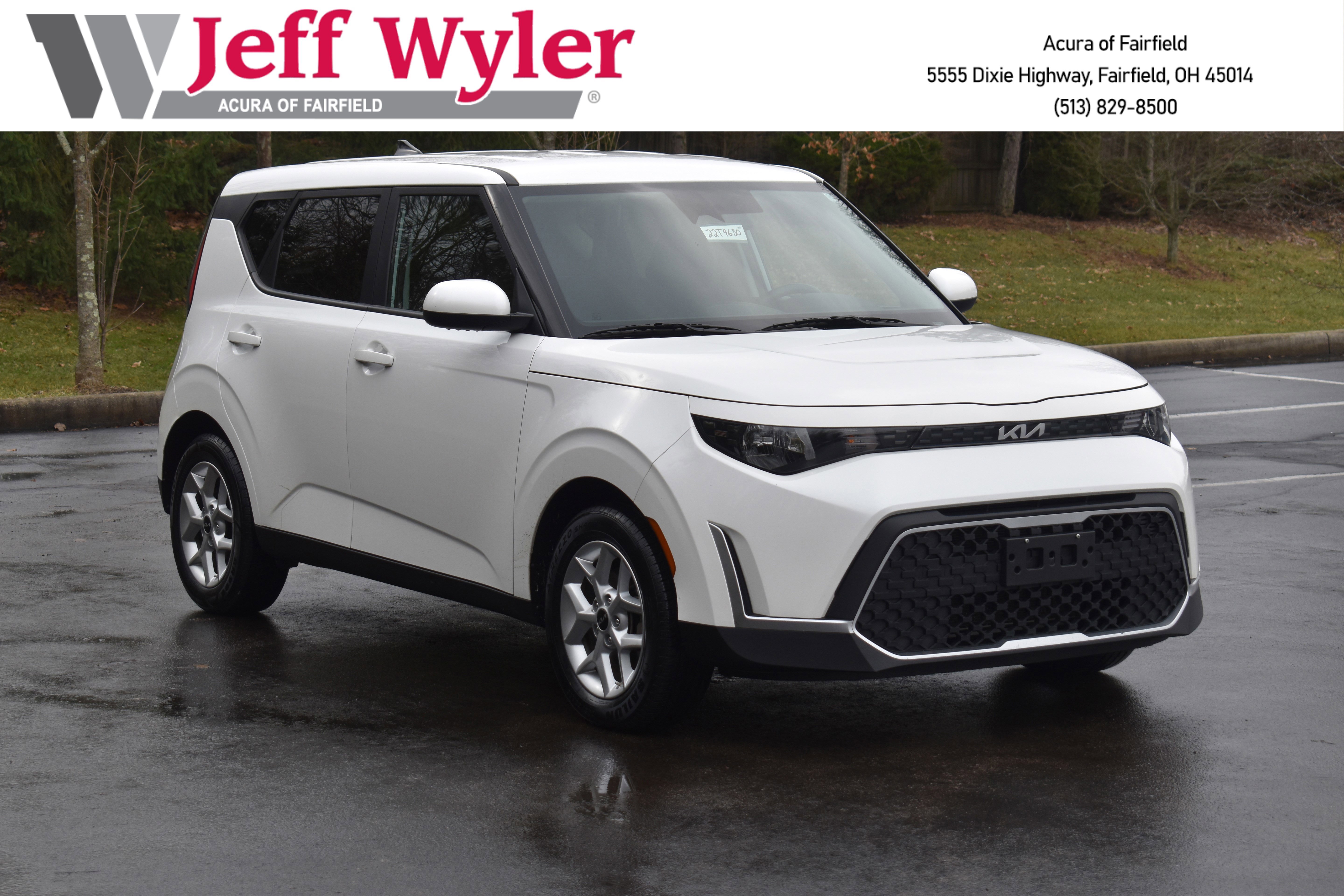 Used 2024 Kia Soul LX w/ Option Group 015