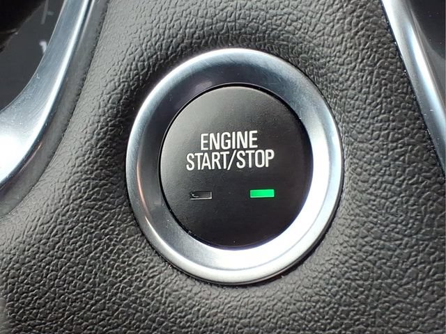 Used 2023 Chevrolet Traverse LT FWD image 23