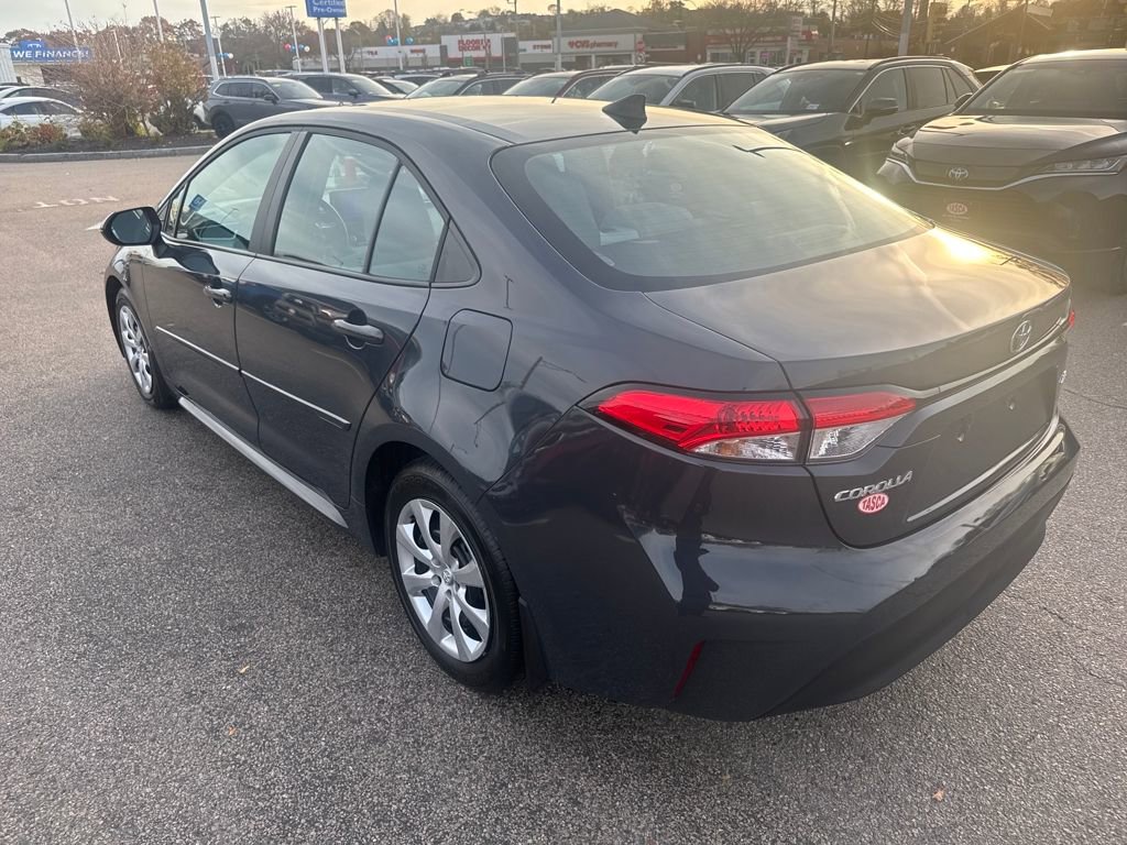 Used 2025 Toyota Corolla LE image 5