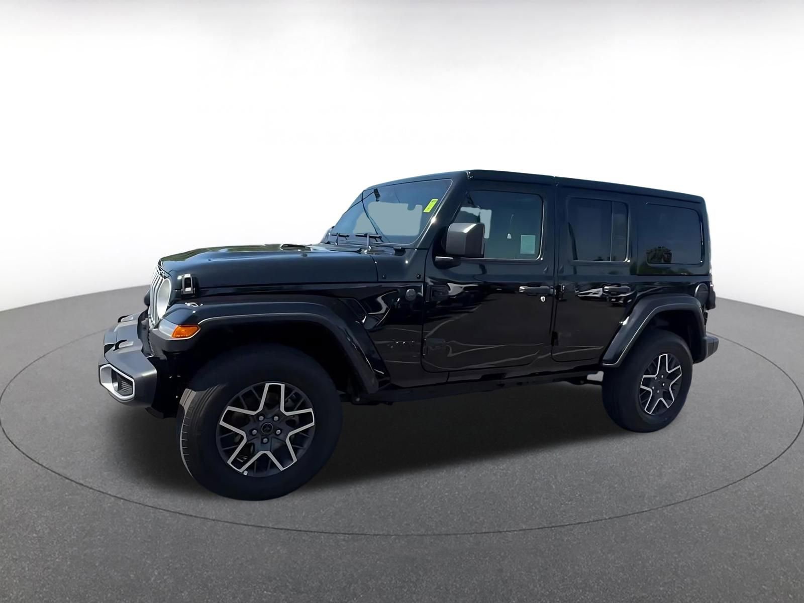 Used 2025 Jeep Wrangler Unlimited Sahara AWD/4WD image 7