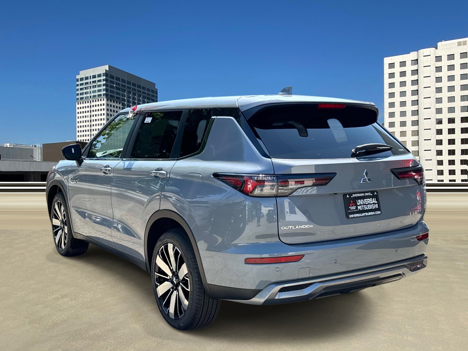 New 2026 Mitsubishi Outlander SE AWD/4WD image 3