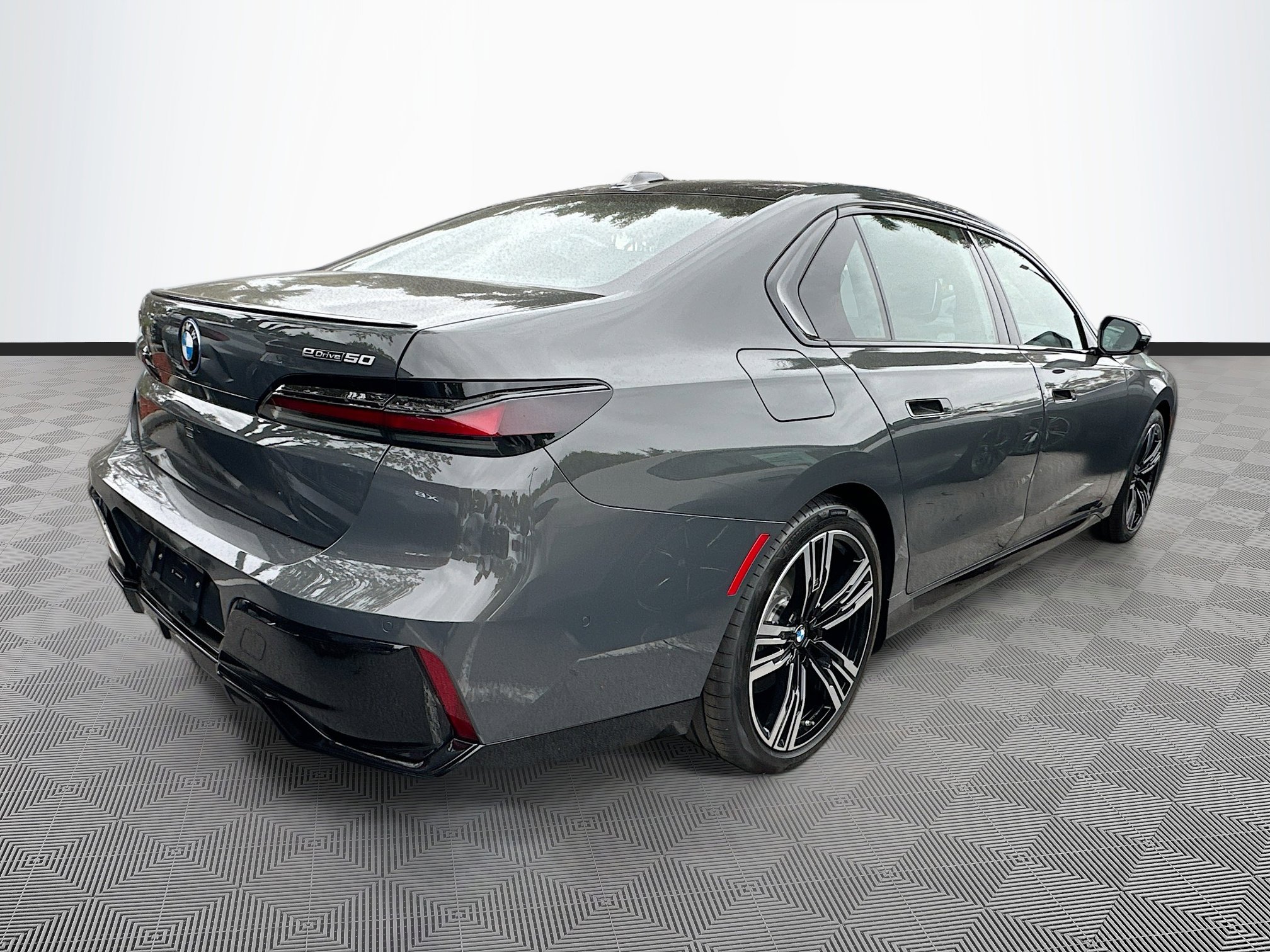 New 2026 BMW i7 eDrive50 w/ M Sport Package image 4