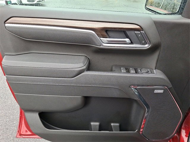 Used 2025 Chevrolet Silverado 1500 LT Trail Boss w/ Convenience Package II image 12