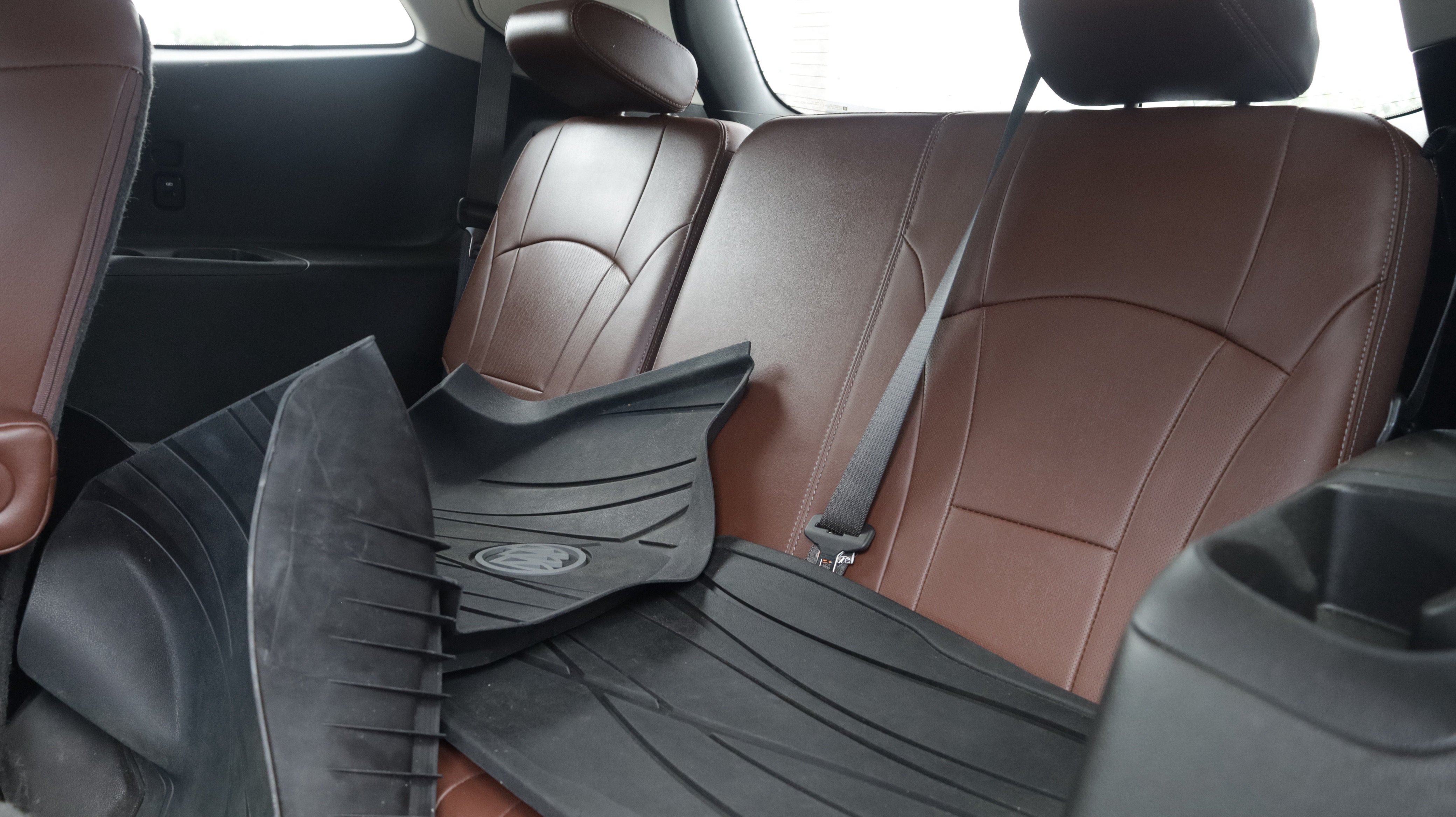 Used 2019 Buick Enclave Avenir w/ Avenir Technology Package AWD/4WD image 14