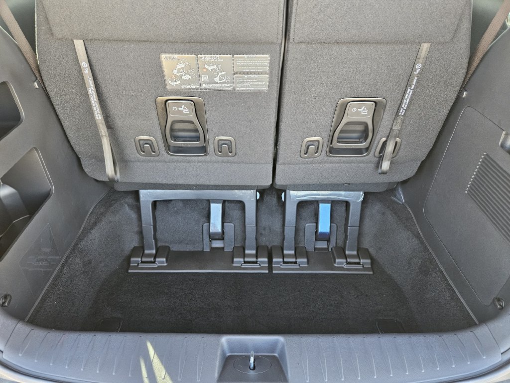 New 2027 Kia Carnival SX FWD image 21