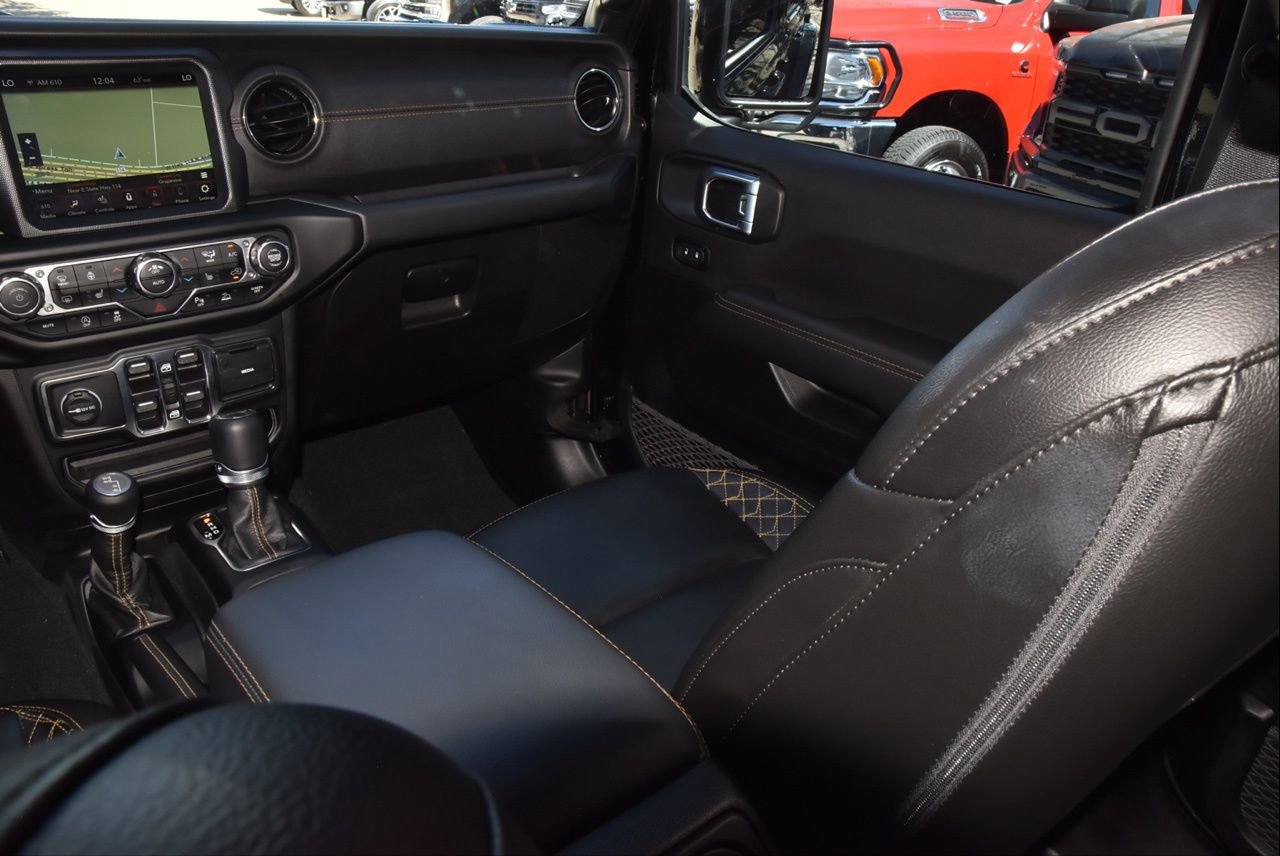 Used 2022 Jeep Wrangler Unlimited Sahara image 17