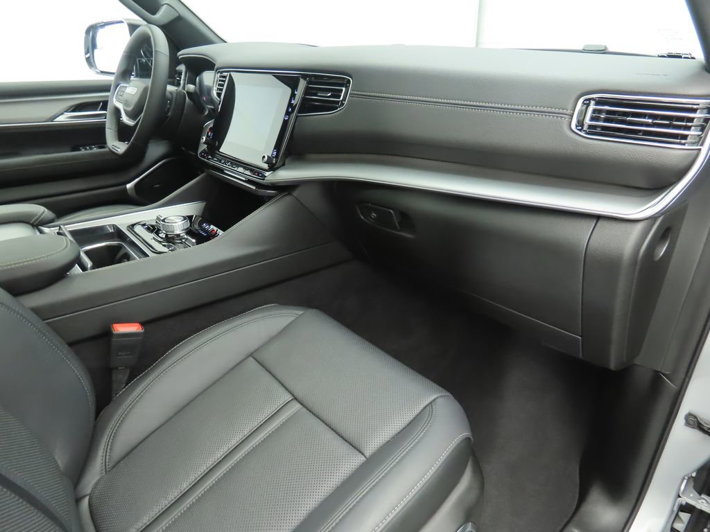 Used 2024 Jeep Wagoneer Series II w/ Convenience Group I image 18