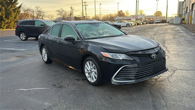 Used 2024 Toyota Camry LE image 27