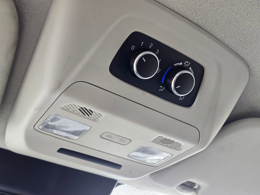 Used 2021 Ford Transit 350 XLT image 29