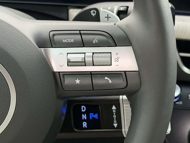 Used 2025 Hyundai Sonata Limited FWD image 18