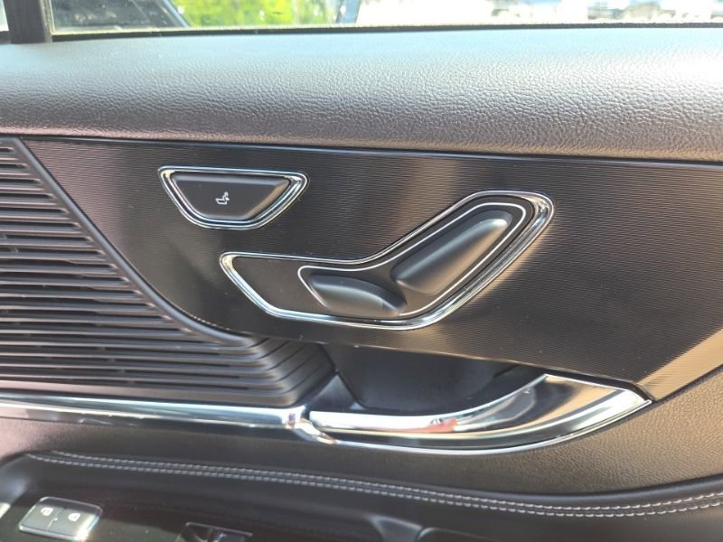 Used 2022 Lincoln Corsair AWD w/ Premium Package image 15