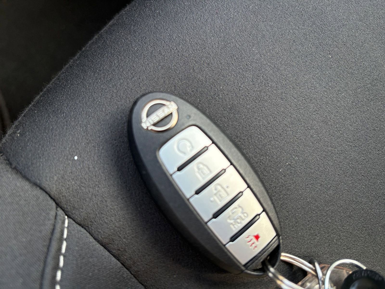 Used 2025 Nissan Altima 2.5 SV FWD image 24