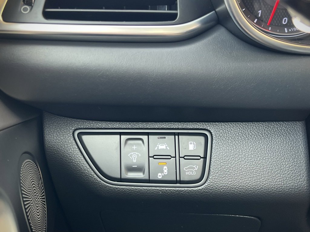 Used 2020 Genesis G70 3.3T w/ Prestige Package image 54