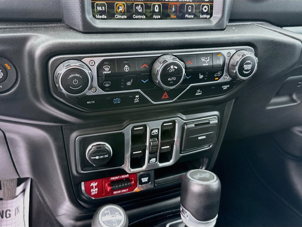 Certified 2023 Jeep Wrangler Unlimited Rubicon 4xe w/ Cold Weather Group AWD/4WD image 17